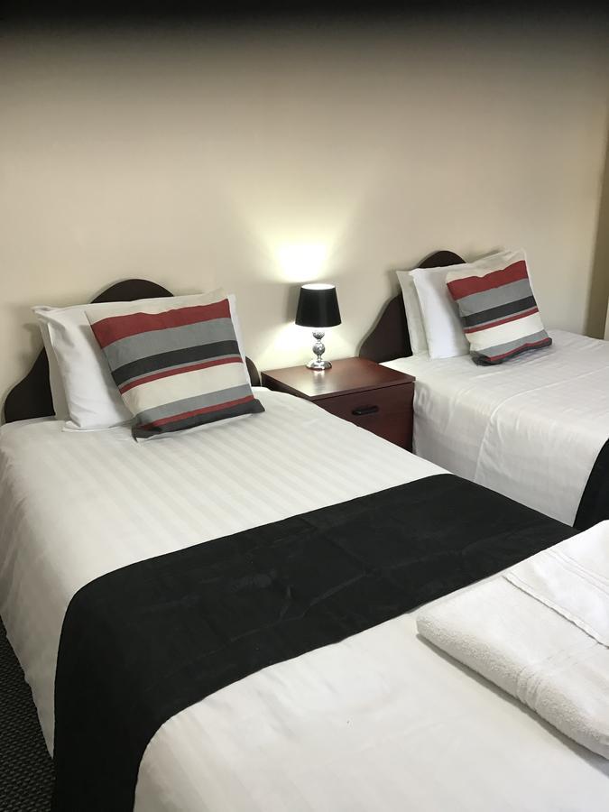 The Black Swan Inn Leominster Εξωτερικό φωτογραφία