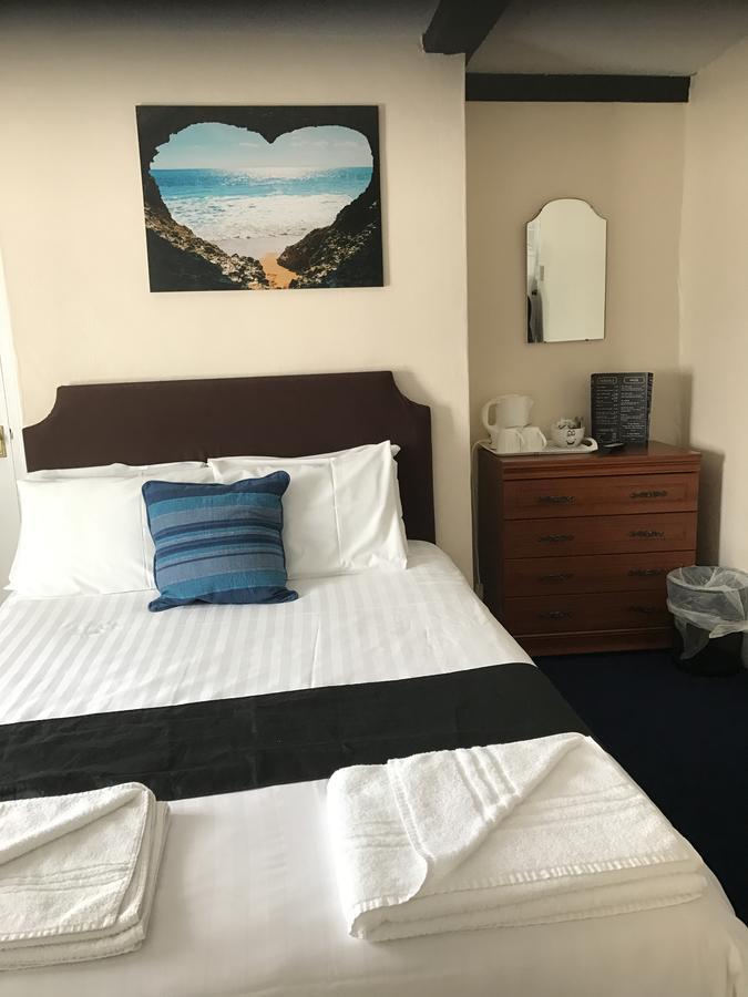 The Black Swan Inn Leominster Εξωτερικό φωτογραφία