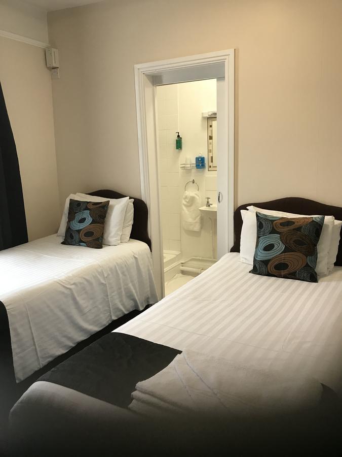 The Black Swan Inn Leominster Εξωτερικό φωτογραφία